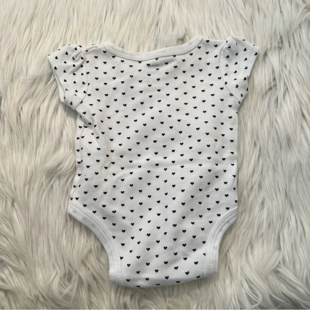 HRX Bodysuit White Black Hearts